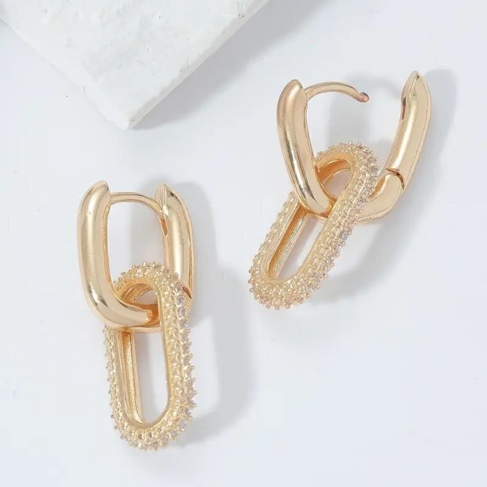 18k Gold Plated Crystal Zirconia Oval Hoop Earrings 2 Ways to Wear - Picture 4 of 5